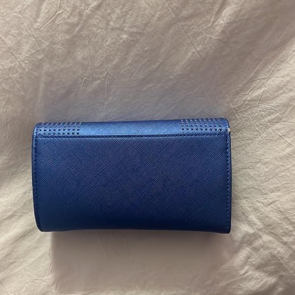 Guess Wallet - Picture 5 of 6